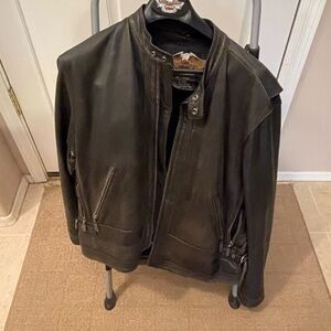 Men’s Harley-Davidson Black Leather Jacket - EUC